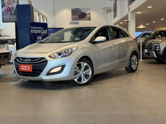 HYUNDAI I30 1.8 MPI 16V GASOLINA 4P AUTOMATICO HYUNDAI I30 1.8 MPI 16V GASOLINA 4P AUTOMATICO